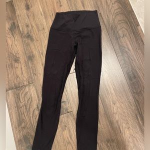 black LULULEMON leggings